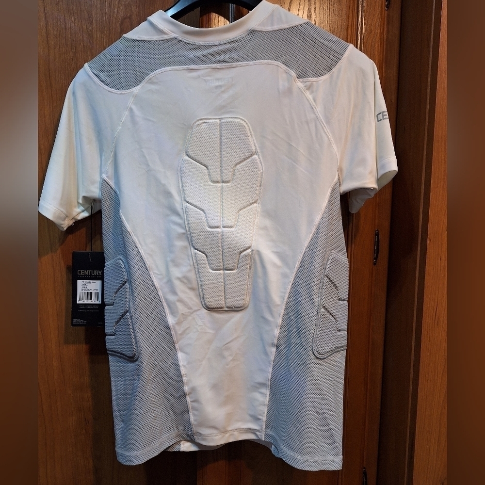 Century compression shirt adult XL. NWT. Boxing/ martial arts - Picture 8 of 9